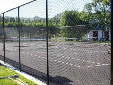 Club Tennis Court Fencing 4